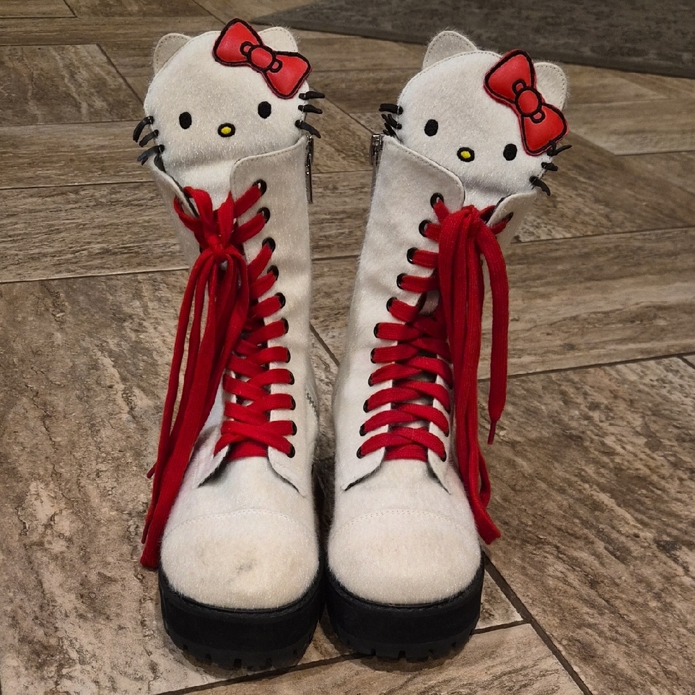 Hello Kitty White Boots with Red Laces